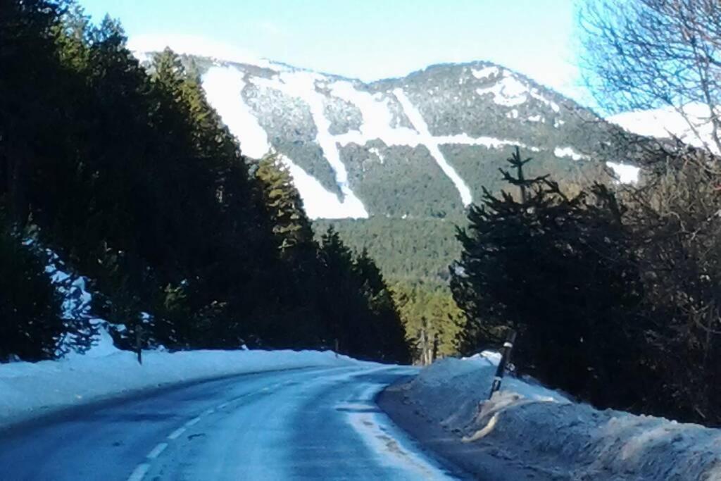 Les Angles: Esqui, Base Nautica, Naturaleza, Bike Park, ... Buitenkant foto